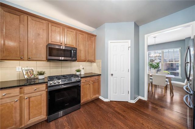 1766 Oakbrook Lane NW 9, Kennesaw, GA 30152
