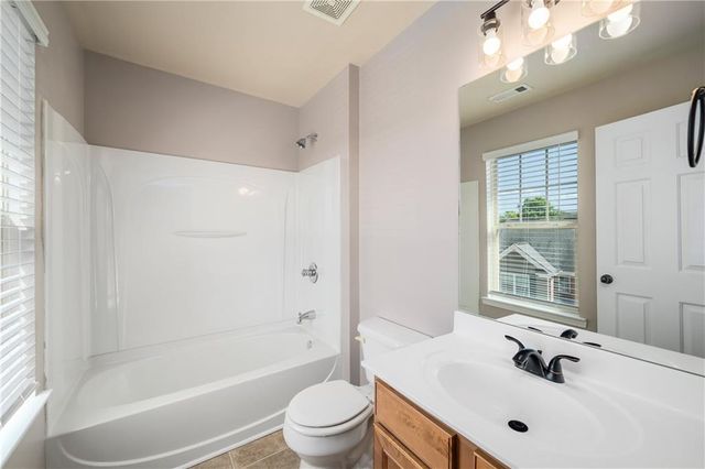 1766 Oakbrook Lane NW 9, Kennesaw, GA 30152