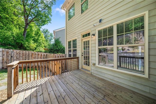 1766 Oakbrook Lane NW 9, Kennesaw, GA 30152