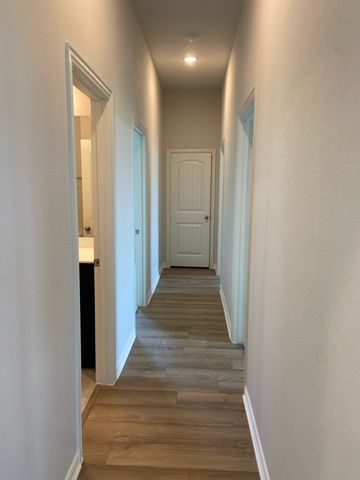 78 Aurora Avenue, Valley View, TX 76272