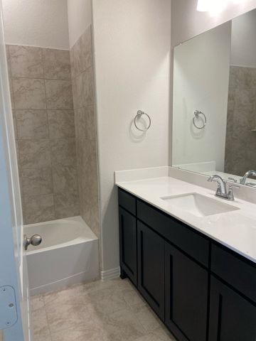 78 Aurora Avenue, Valley View, TX 76272