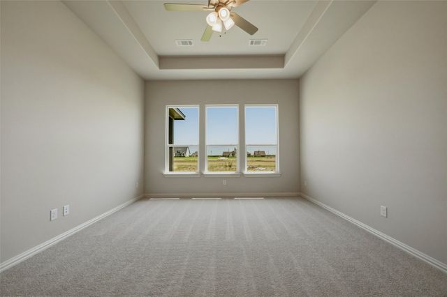 78 Aurora Avenue, Valley View, TX 76272