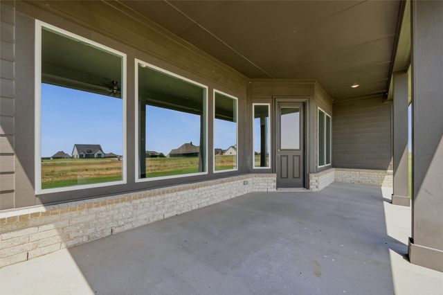 78 Aurora Avenue, Valley View, TX 76272