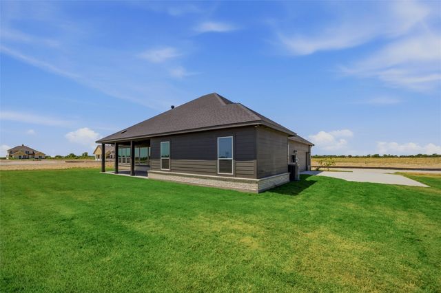 78 Aurora Avenue, Valley View, TX 76272
