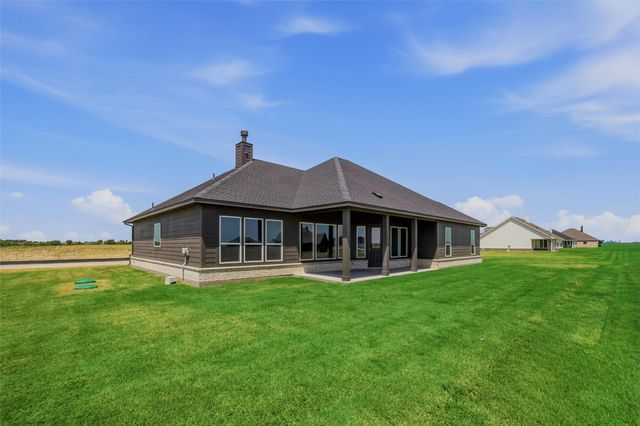 78 Aurora Avenue, Valley View, TX 76272