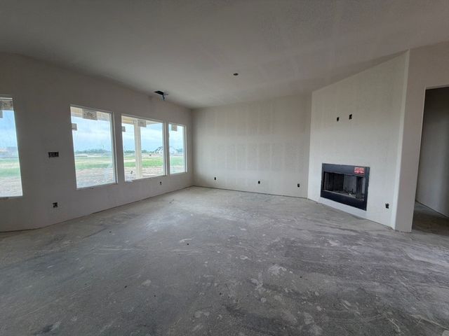 78 Aurora Avenue, Valley View, TX 76272