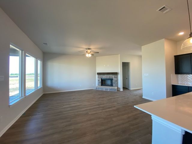 78 Aurora Avenue, Valley View, TX 76272