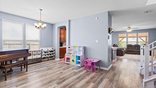 9458 Copperway, Converse, TX 78109