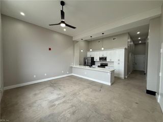 332 34th ST # 111, Newport News, VA 23607