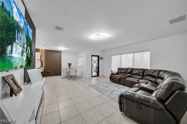 7929 NW 36 CT, Miami, FL 33147