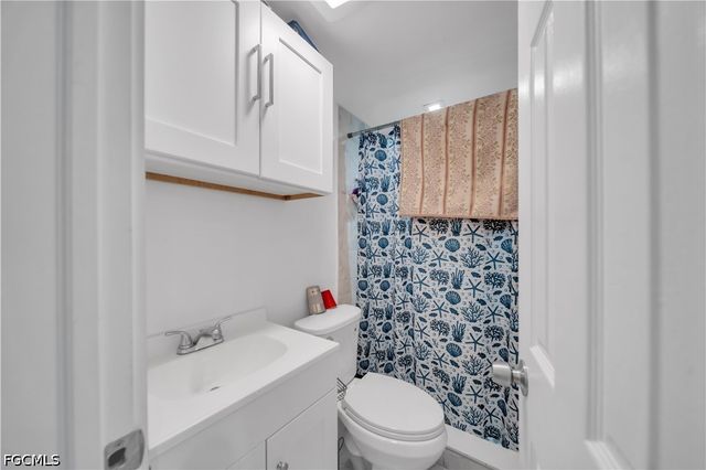 7929 NW 36 CT, Miami, FL 33147