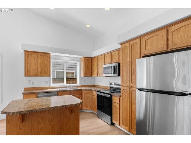 16524 Ne 42ND St, Vancouver, WA 98682