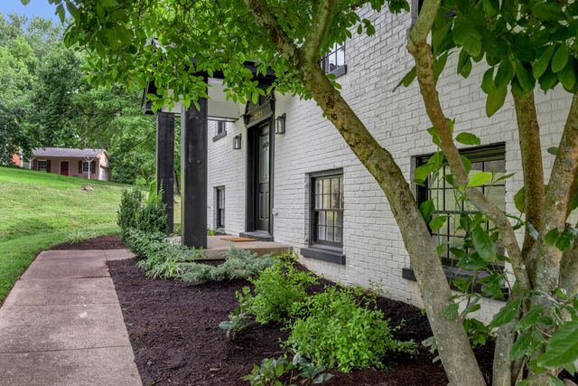 1521 Pine Meadow Road, Lexington, KY 40504
