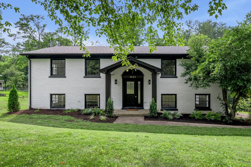 1521 Pine Meadow Road, Lexington, KY 40504