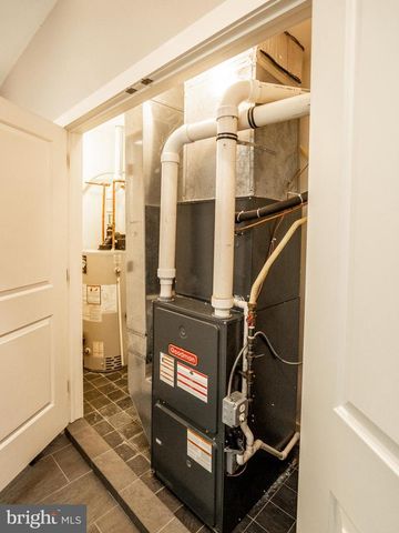 20 S LETITIA STREET #3B, Philadelphia, PA 19106