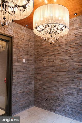 20 S LETITIA STREET #3B, Philadelphia, PA 19106