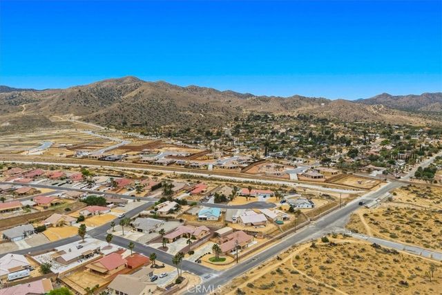 8514 Barberry Avenue, Yucca Valley, CA 92284
