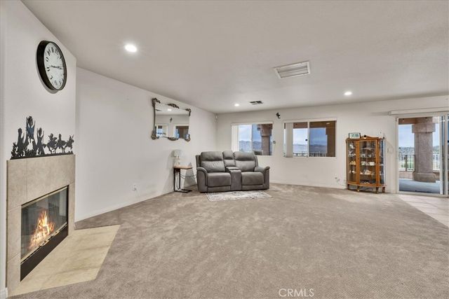 8514 Barberry Avenue, Yucca Valley, CA 92284