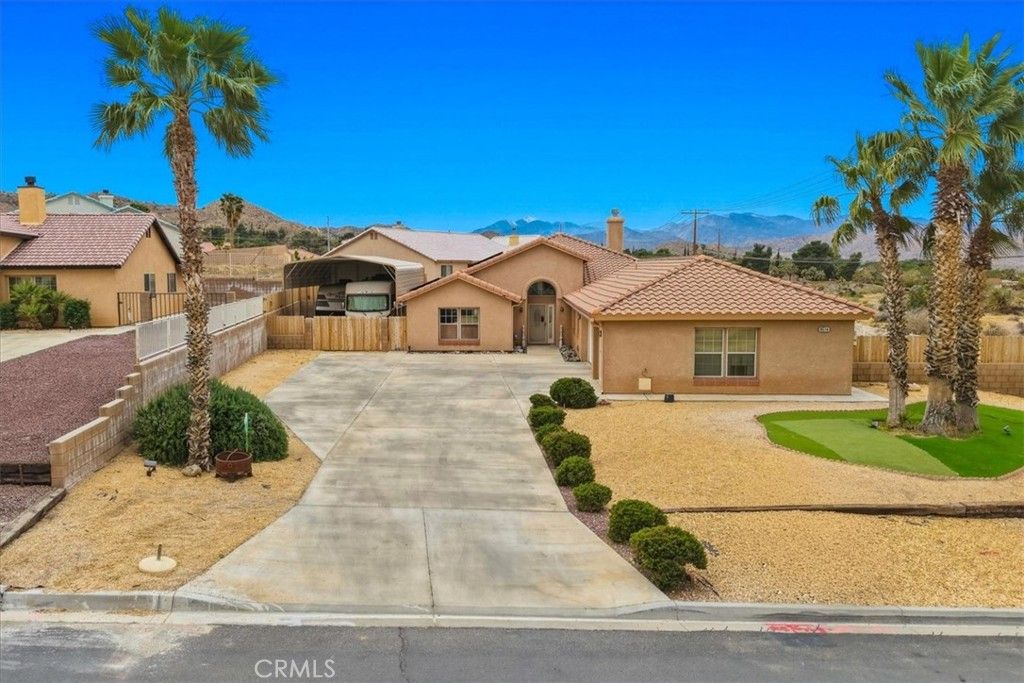 8514 Barberry Avenue, Yucca Valley, CA 92284