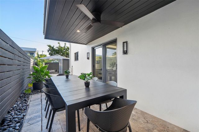 500 NE 14th Avenue, Fort Lauderdale, FL 33301