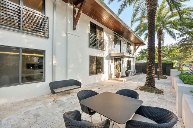 500 NE 14th Avenue, Fort Lauderdale, FL 33301