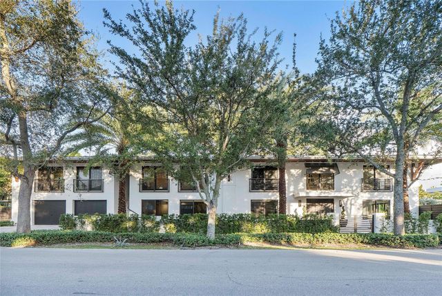 500 NE 14th Avenue, Fort Lauderdale, FL 33301