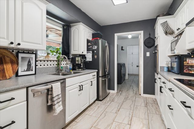 201 Hickory Lane, Hickory Creek, TX 75065