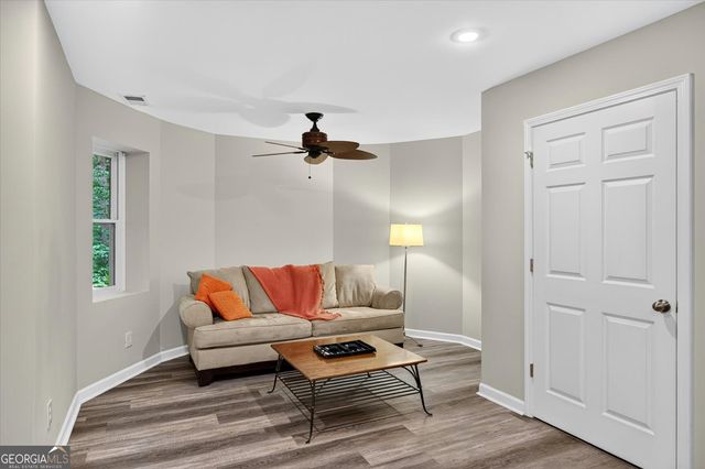 1250 Spring Oak Way, Cumming, GA 30041