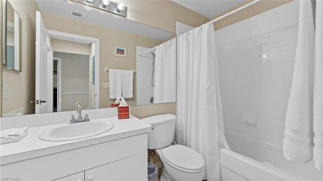 21361 Lancaster RUN 225, Estero, FL 33928