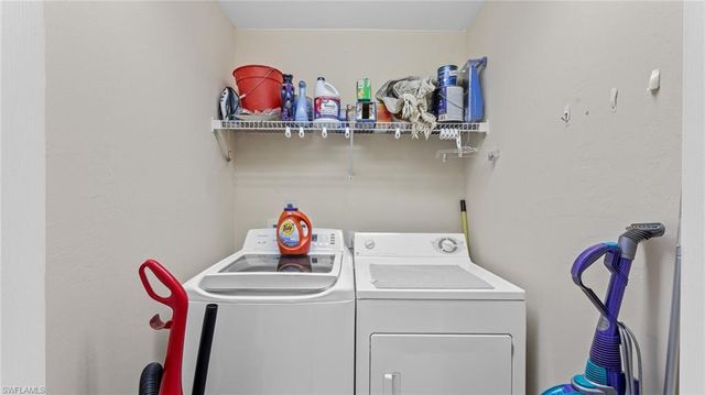 21361 Lancaster RUN 225, Estero, FL 33928