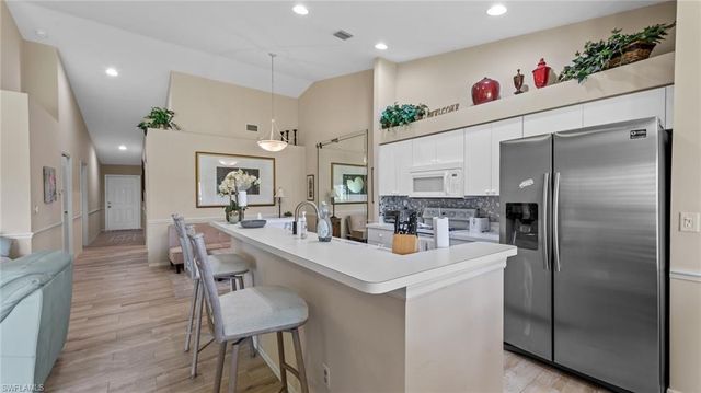 21361 Lancaster RUN 225, Estero, FL 33928