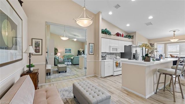 21361 Lancaster RUN 225, Estero, FL 33928