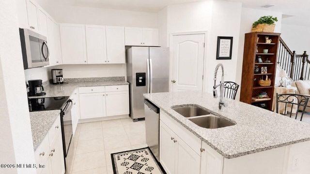 92 SEAPORT BREEZE Road, St. Johns, FL 32095
