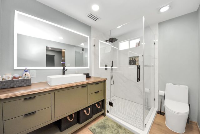 824 Wilkes Street, Houston, TX 77009