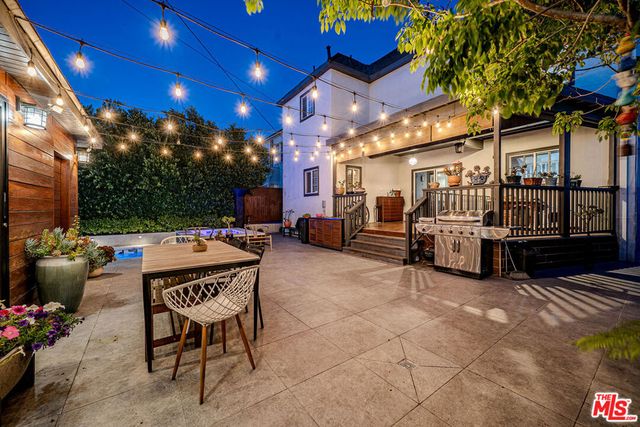 681 S Bronson Avenue, Los Angeles, CA 90005