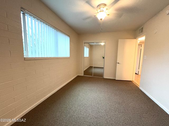 835 N 6th Ave Apt 18, Tucson, AZ 85705