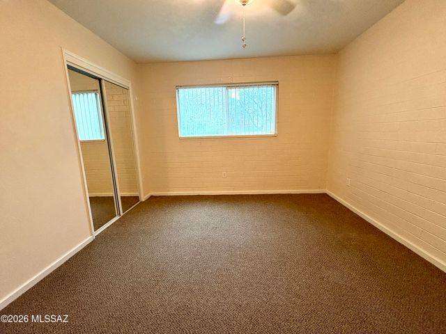 835 N 6th Ave Apt 18, Tucson, AZ 85705