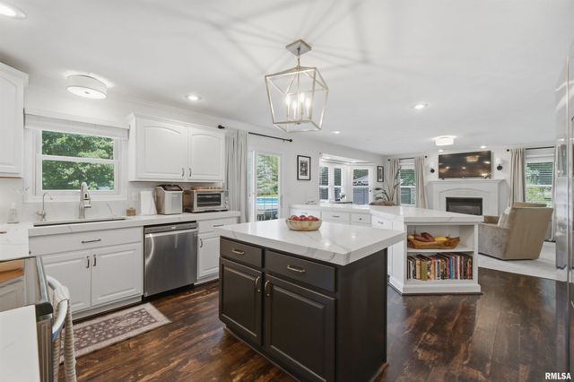 6209 N KILKENNY Drive, Edwards, IL 61528