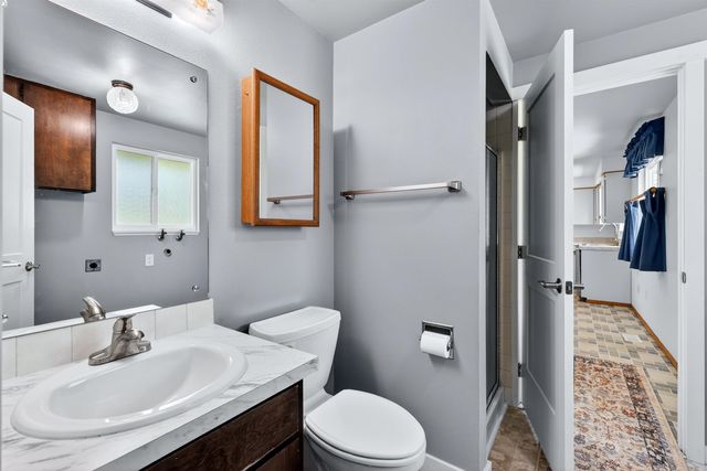 14405 E Sunnyside Dr, Spokane Valley, WA 99037
