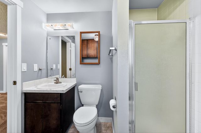14405 E Sunnyside Dr, Spokane Valley, WA 99037