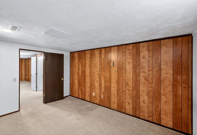 14405 E Sunnyside Dr, Spokane Valley, WA 99037