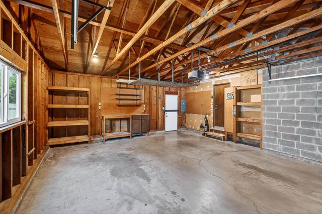 14405 E Sunnyside Dr, Spokane Valley, WA 99037