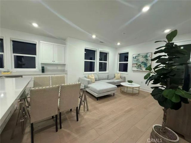 313 Proctor, Irvine, CA 92618
