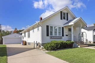 7530 34th AVENUE, Kenosha, WI 53142