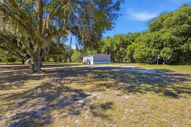 3980 SE 183RD AVENUE ROAD, Ocklawaha, FL 32179