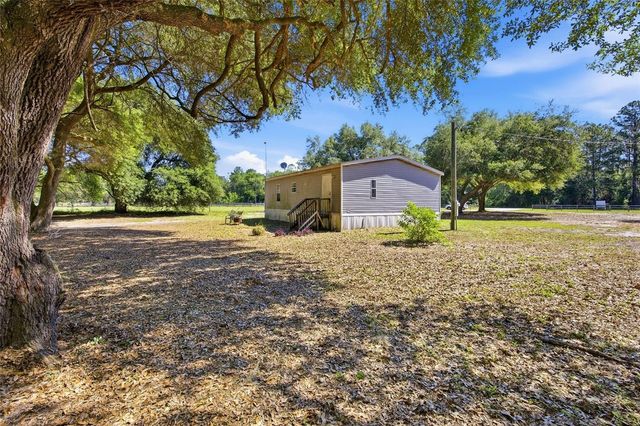 3980 SE 183RD AVENUE ROAD, Ocklawaha, FL 32179