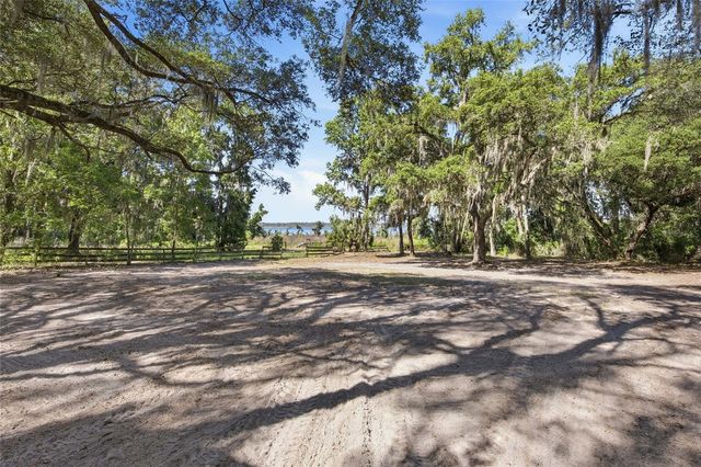 3980 SE 183RD AVENUE ROAD, Ocklawaha, FL 32179