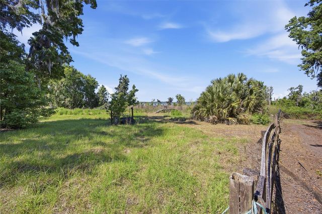 3980 SE 183RD AVENUE ROAD, Ocklawaha, FL 32179