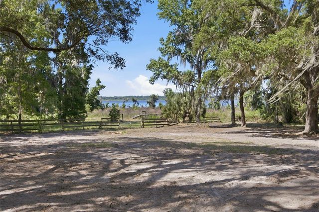 3980 SE 183RD AVENUE ROAD, Ocklawaha, FL 32179