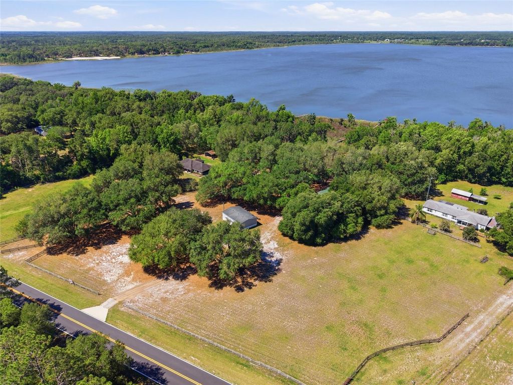3980 SE 183RD AVENUE ROAD, Ocklawaha, FL 32179